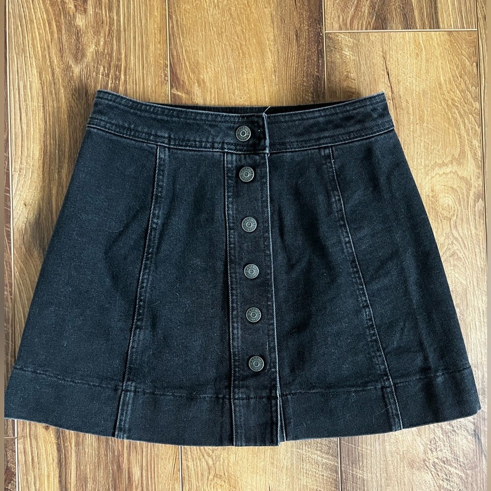 Black Denim Madewell Snap mini skirt size 00